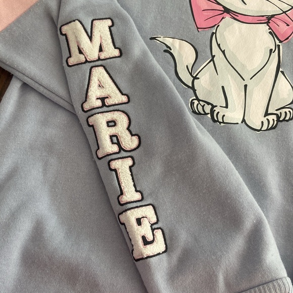 Marie Crewneck Disney - Picture 2 of 5